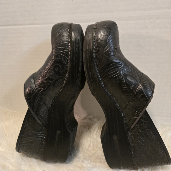 Dansko Embossed Clogs - Picture 11 of 14